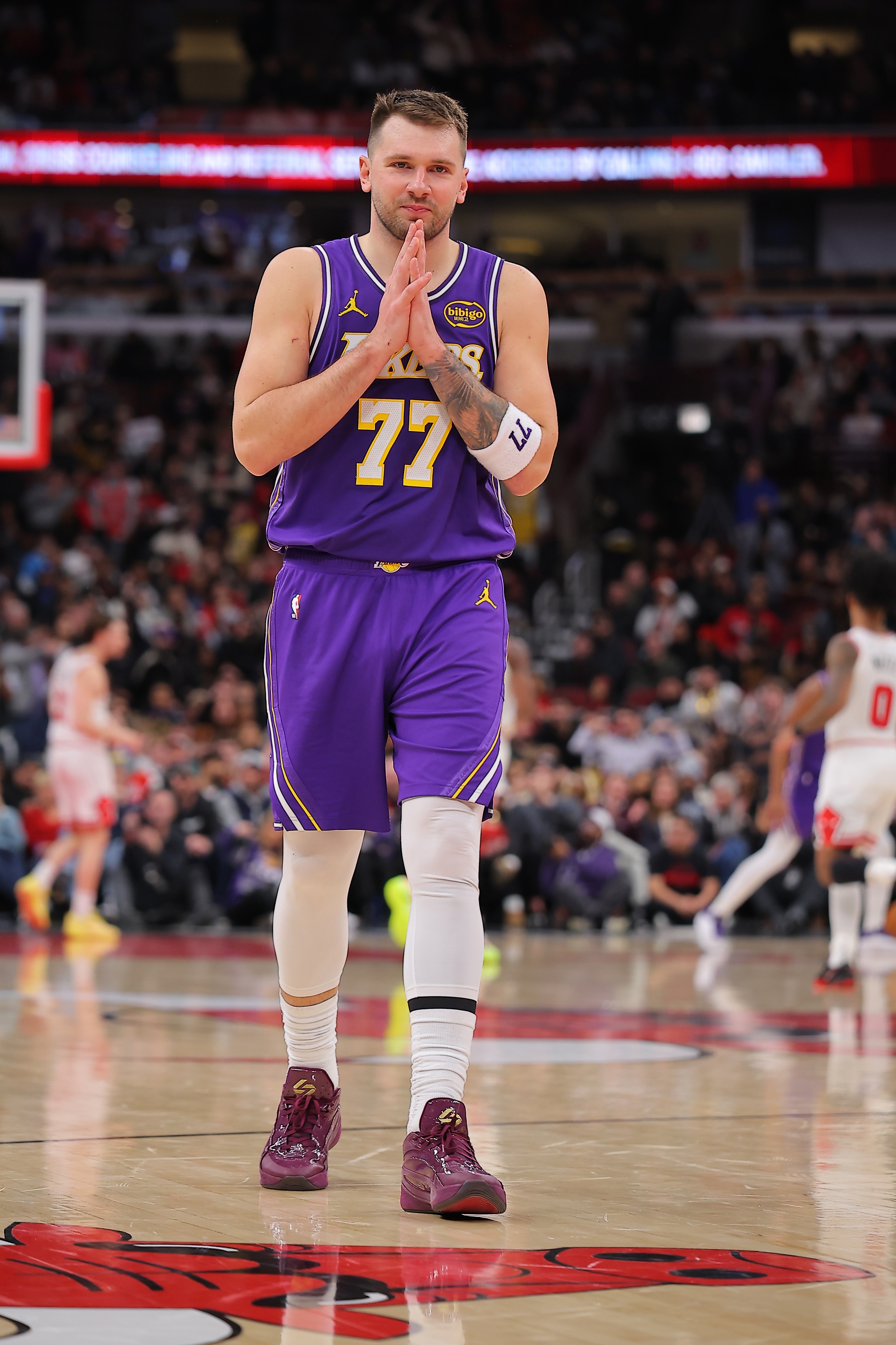 开云在线开户-媒体人：东契奇嘻嘻哈哈拿下46+7+11 得分这件事对他实在太容易了