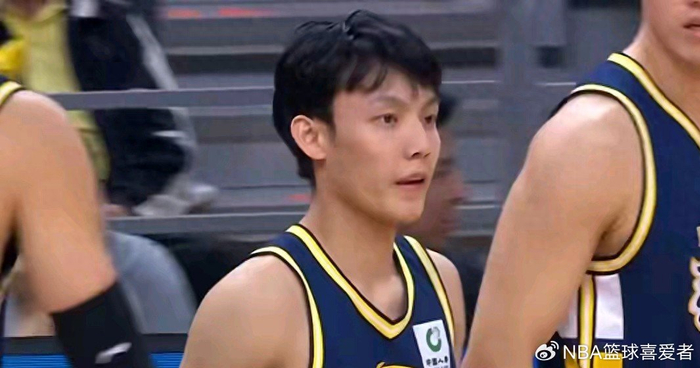 宏远憋大招！第二阶段阵容升级，杜锋的“王牌”不止一张？|广东|广东宏远|锋线|广东队|广东男篮_新浪体育_新浪新闻